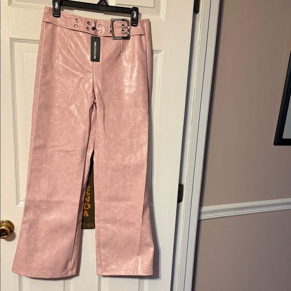 Pretty Little Thing ladies faux leather pants with belt; size: 6 petite